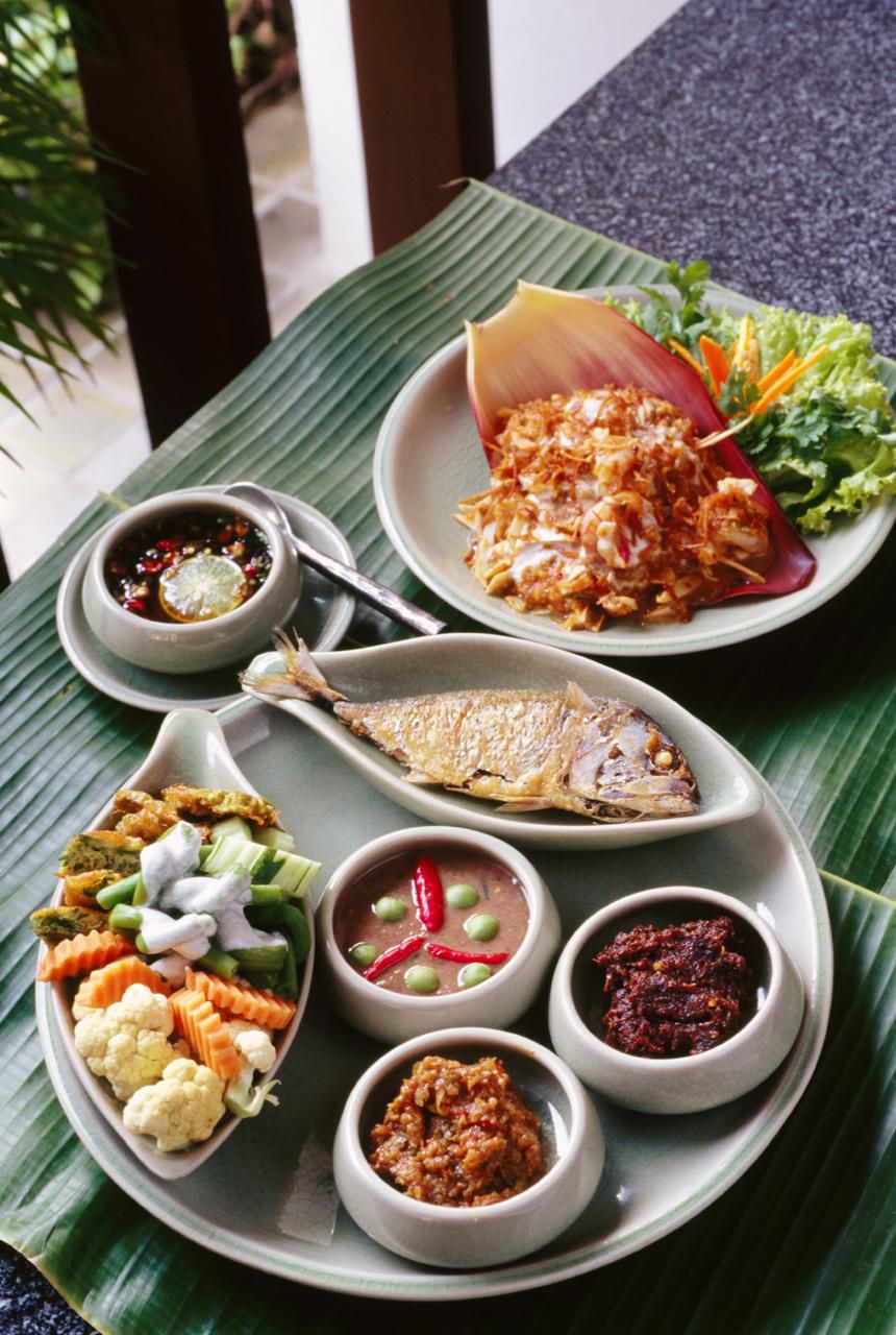 The Beginner's Guide to Thai Food and Culture