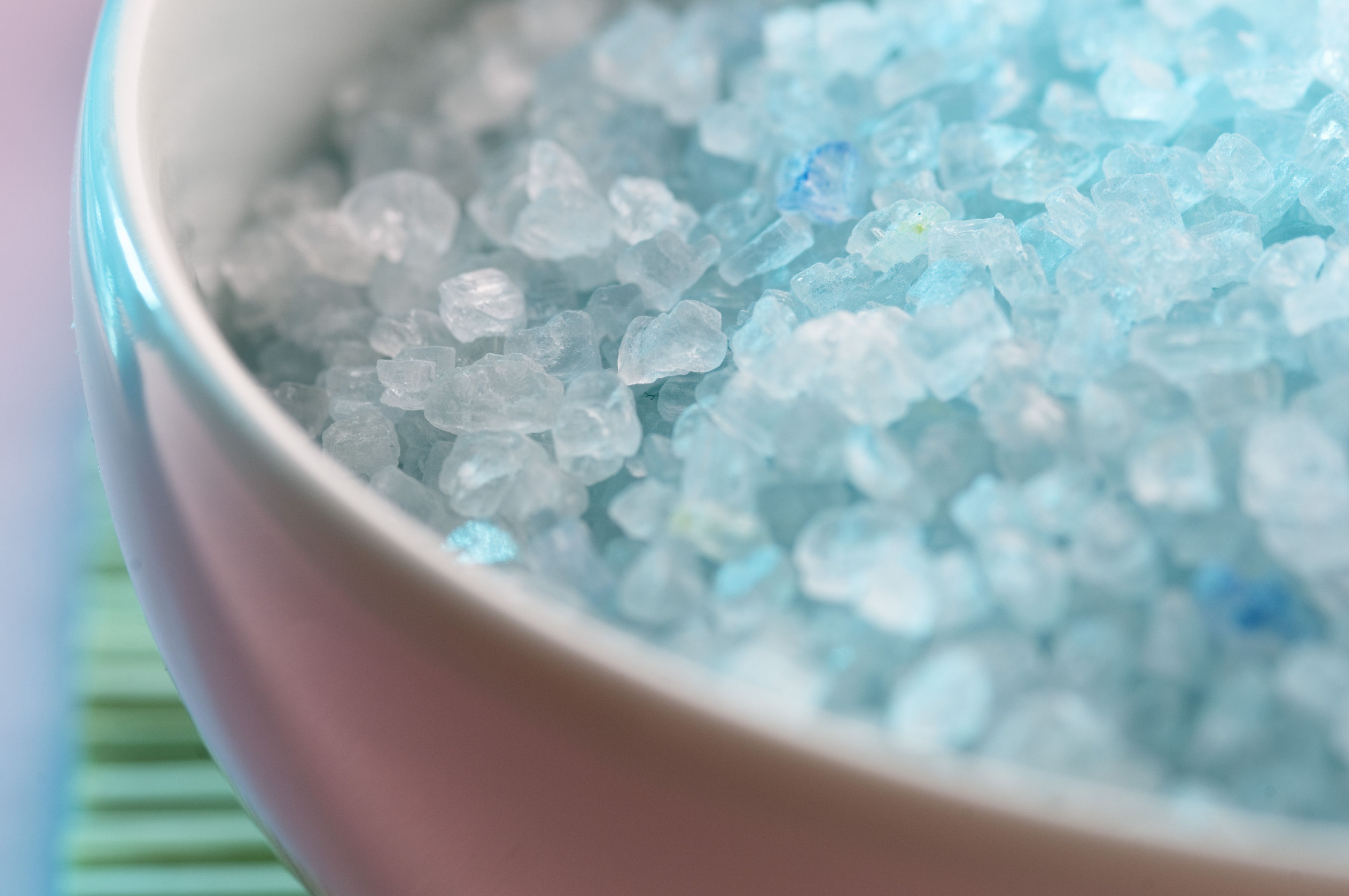 how-to-make-scented-and-colored-bath-salts