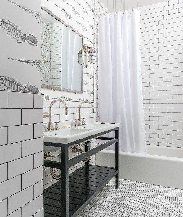 Bathroom Inspiration Trend: Black And White