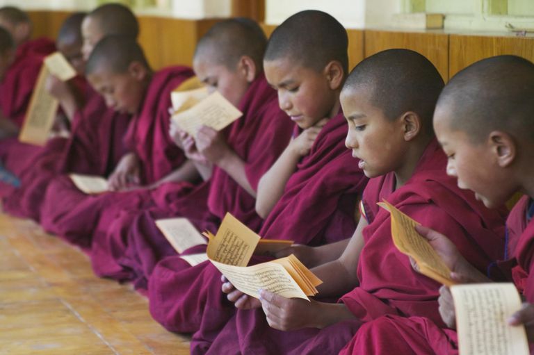 Understanding Buddhist Scriptures