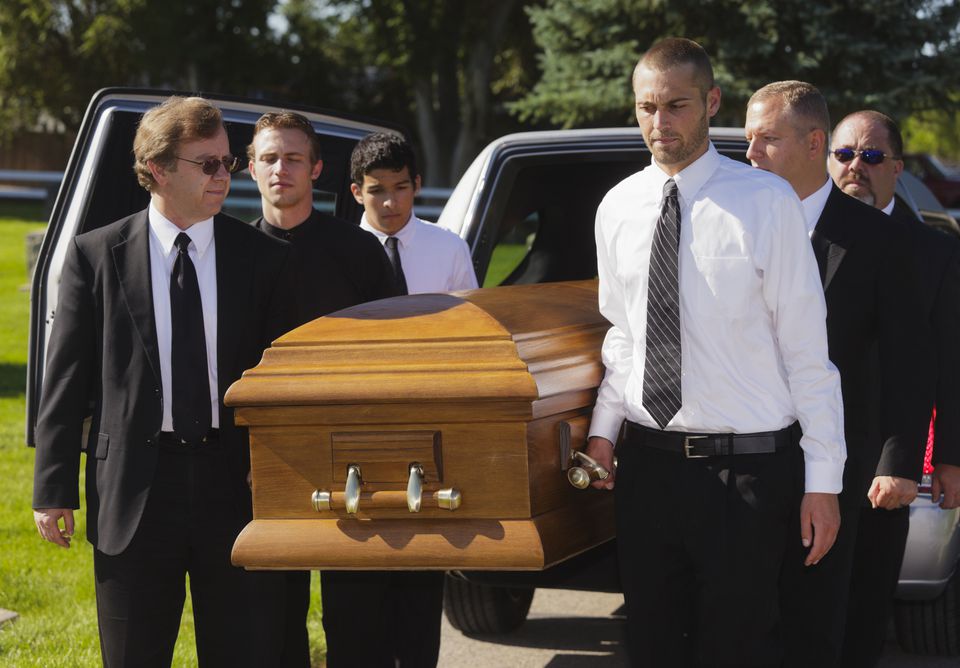 What to Do if You are Asked to Be a Pallbearer