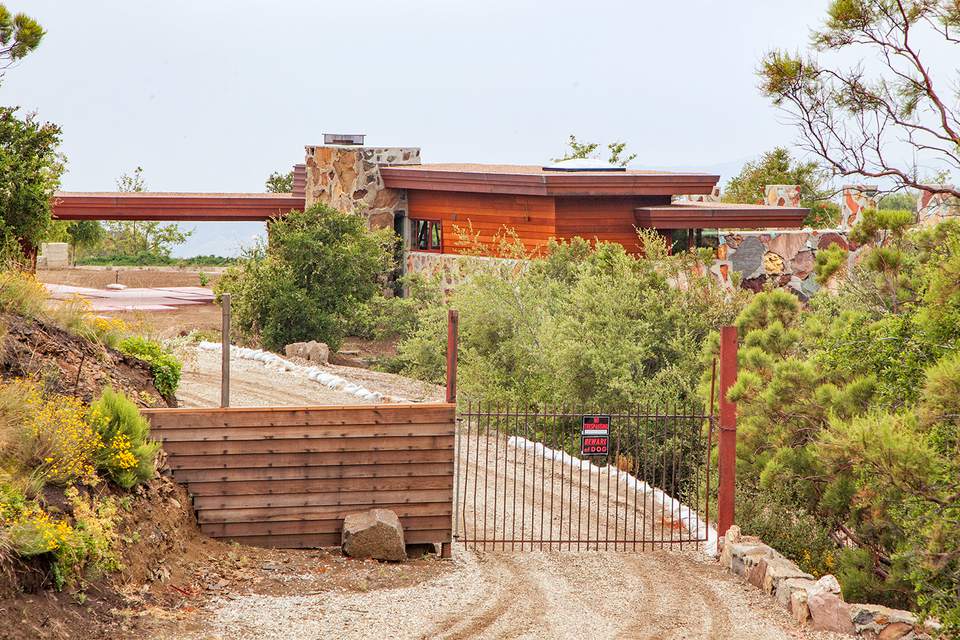 Arch Oboler Complex Frank Lloyd Wright in Malibu CA