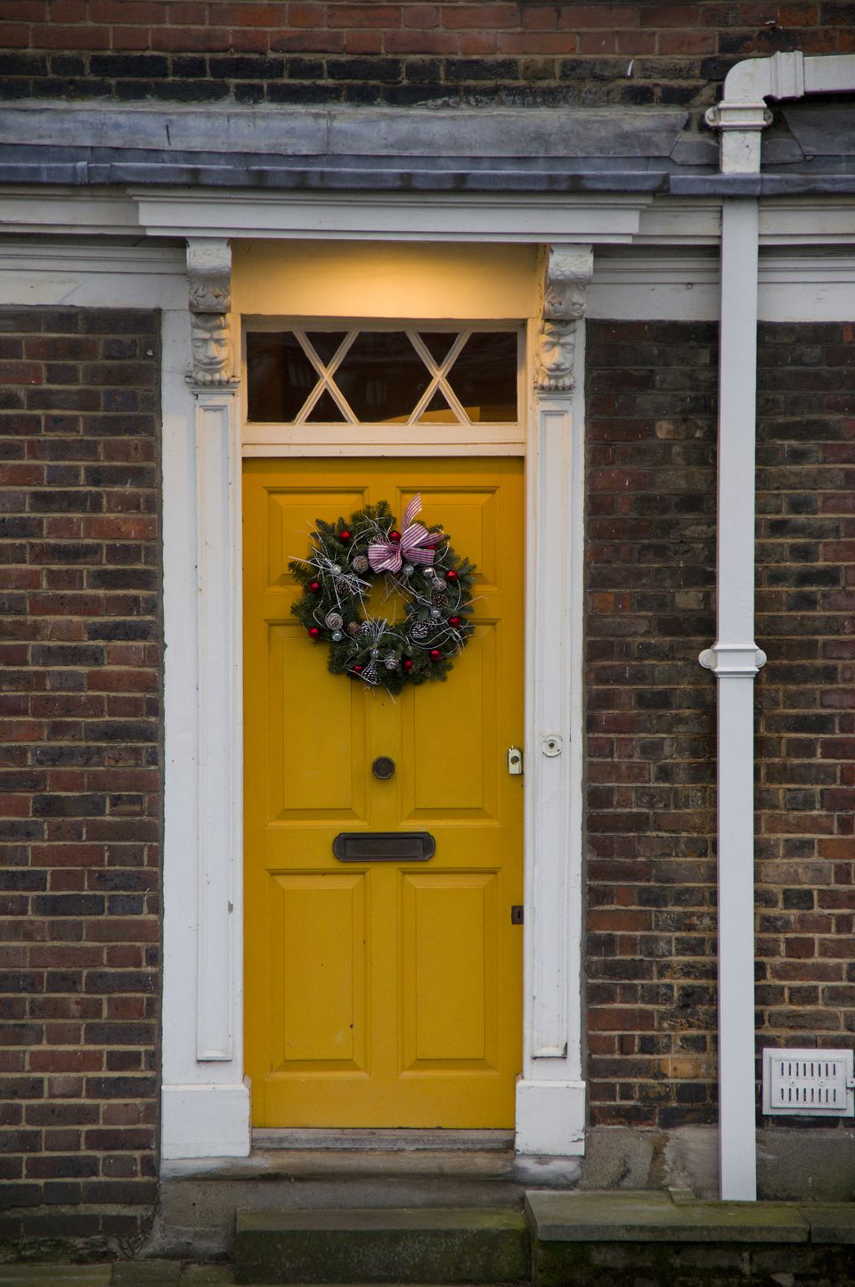 Vibrant Yellow Paint Ideas for Front Doors
