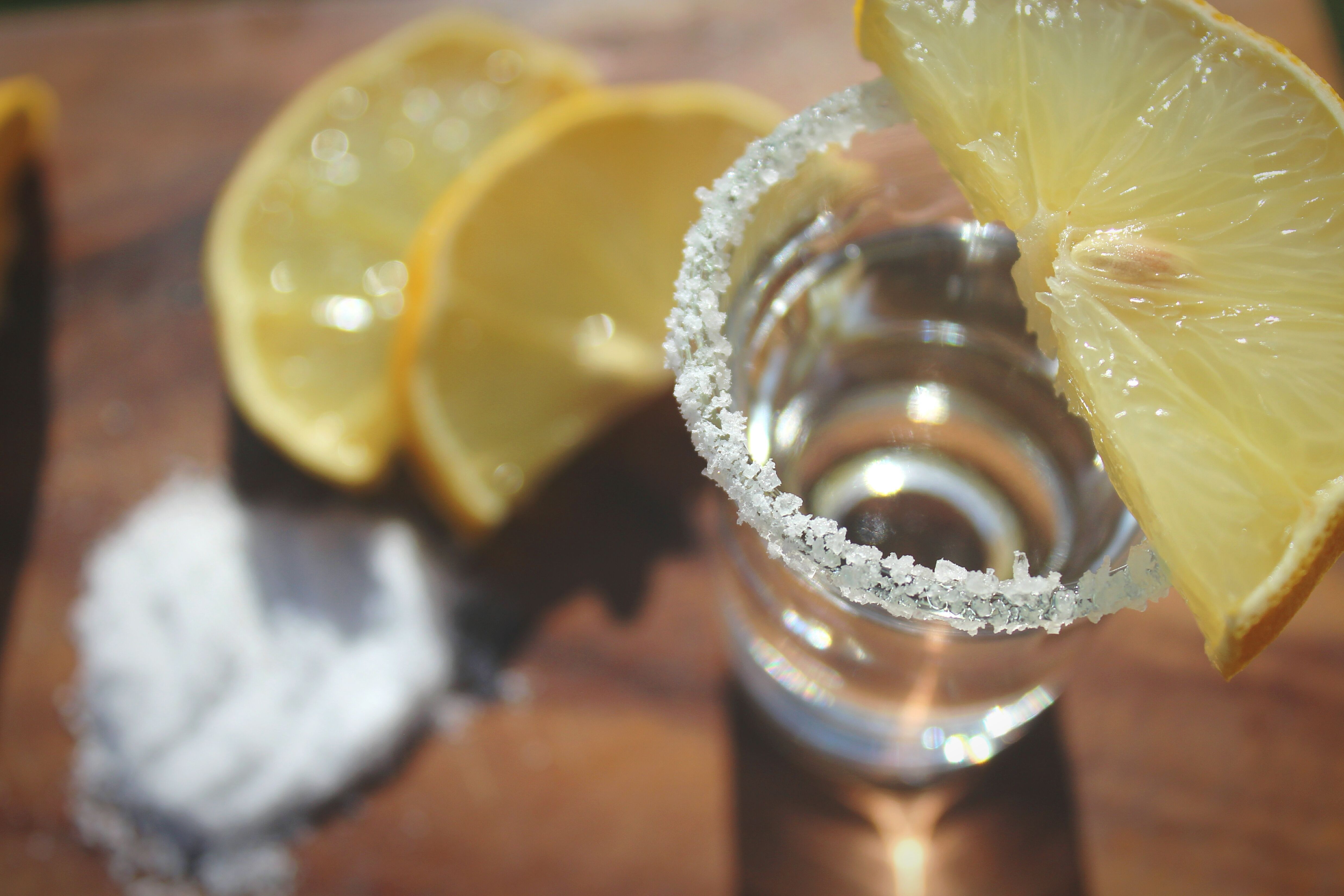4 Ways to Make and Drink a Lemon Drop Shot Recipe