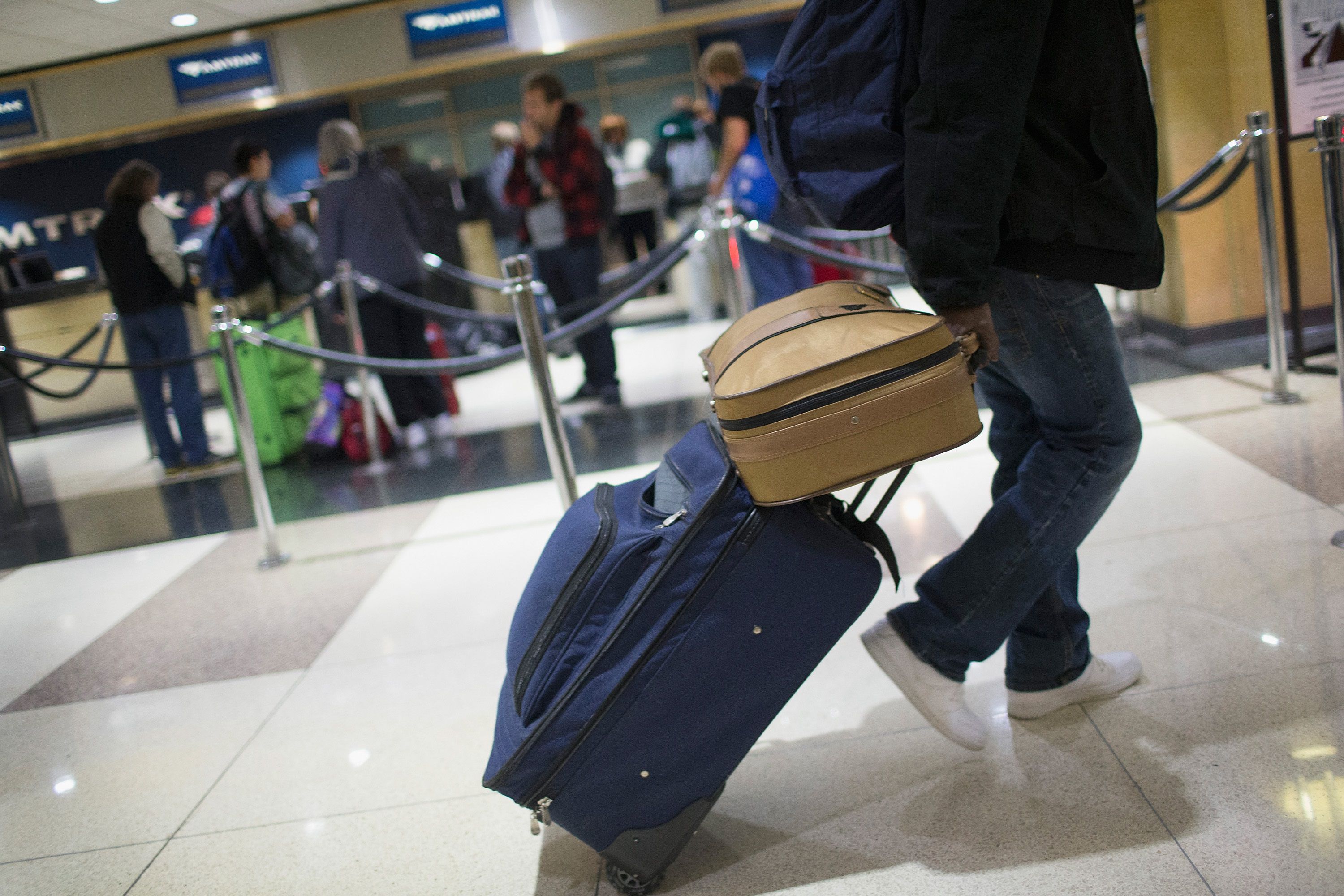 amtrak store luggage