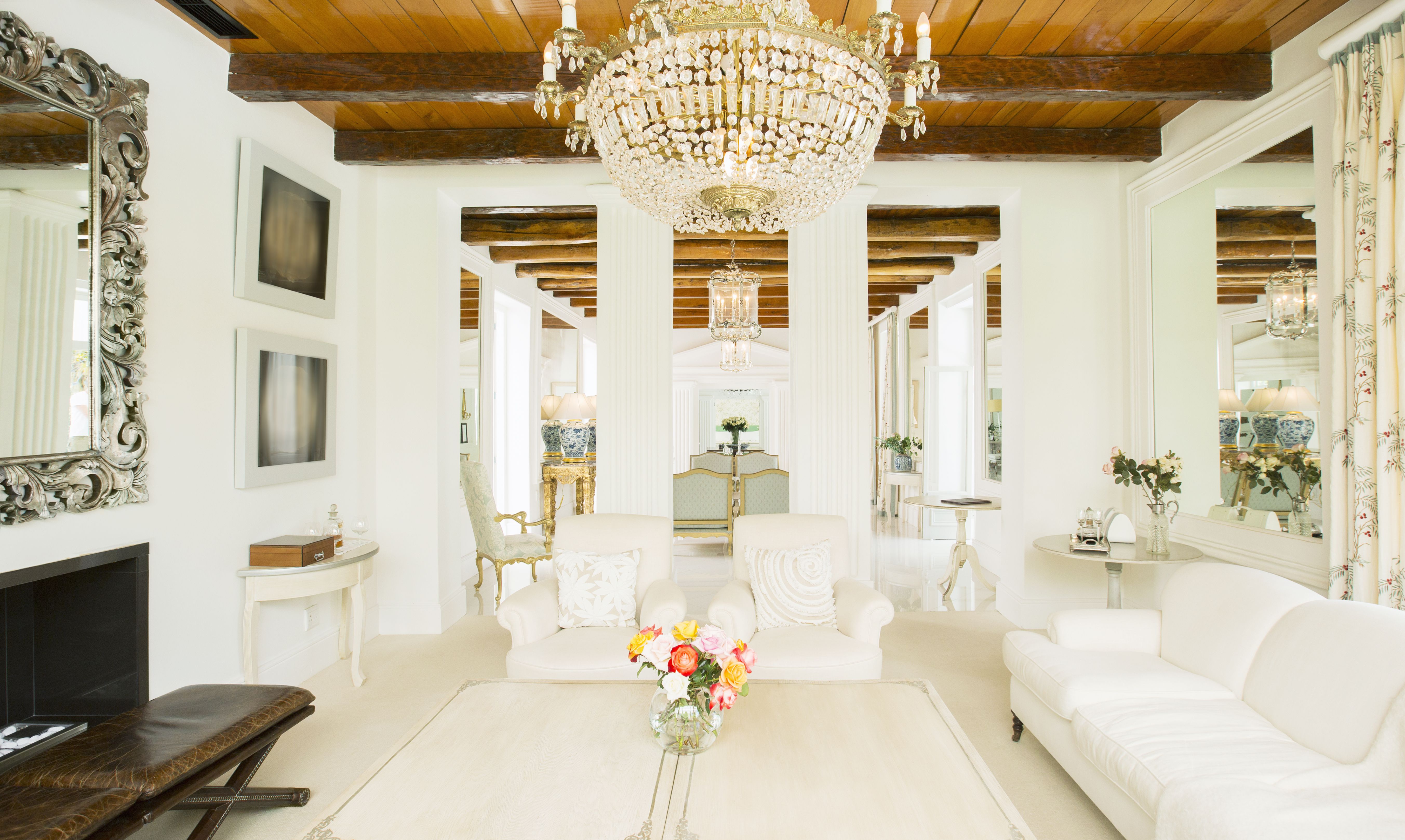 Formal Style Decorating For An Elegant Home