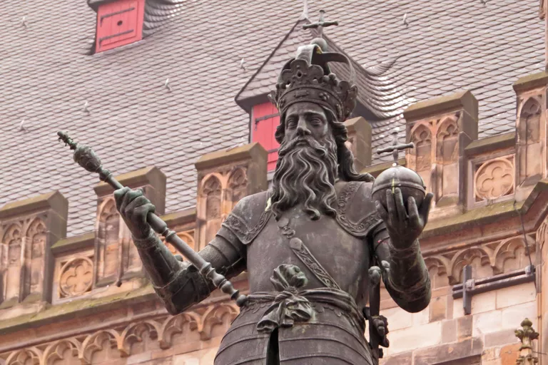 Charlemagne statue, Aachen Rathaus