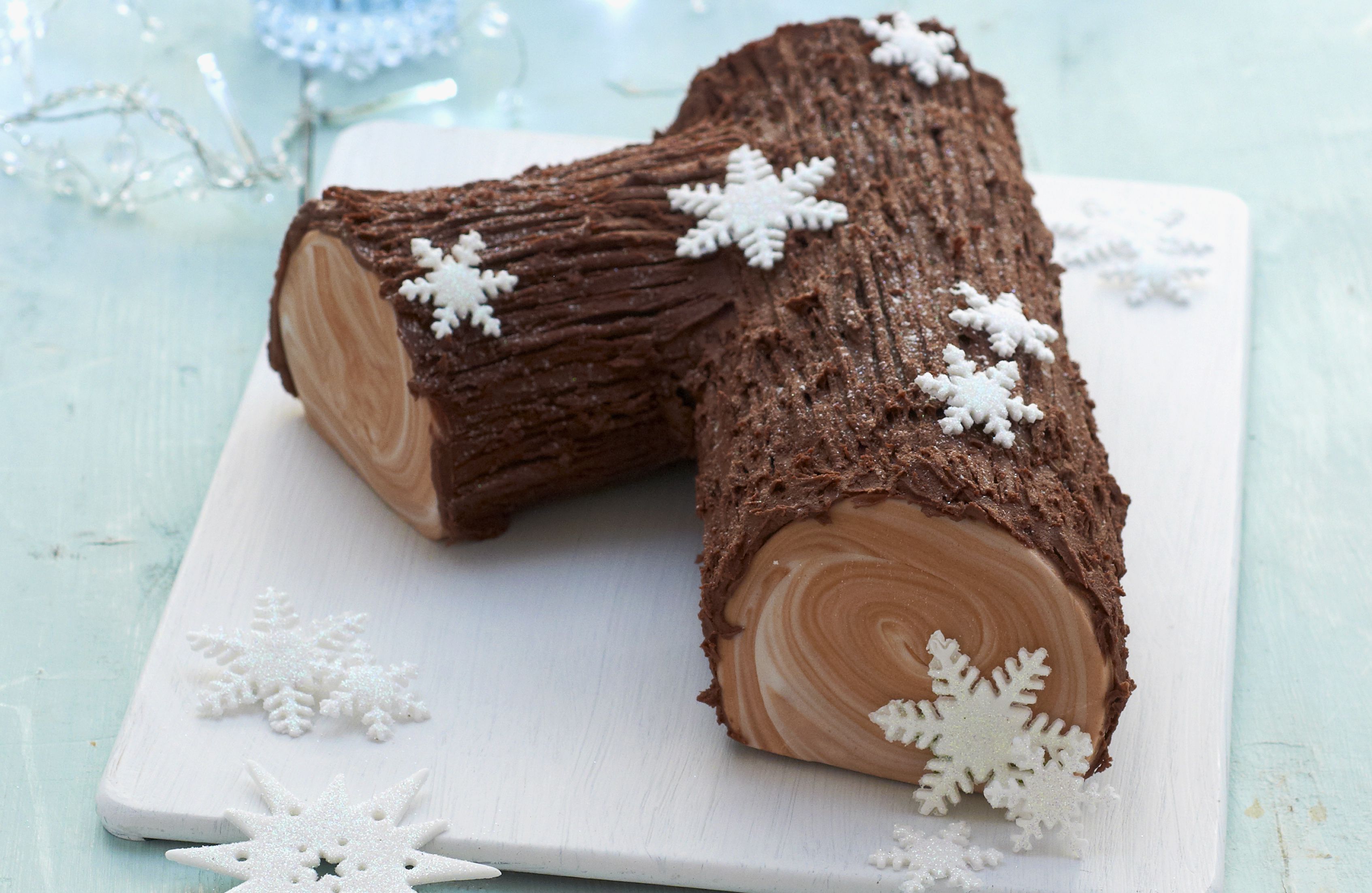 Classic French Desserts and Pastries for Christmas