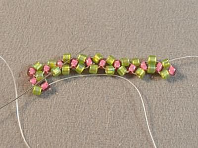 Download Single Needle Right Angle Weave Beading Stitch Tutorial