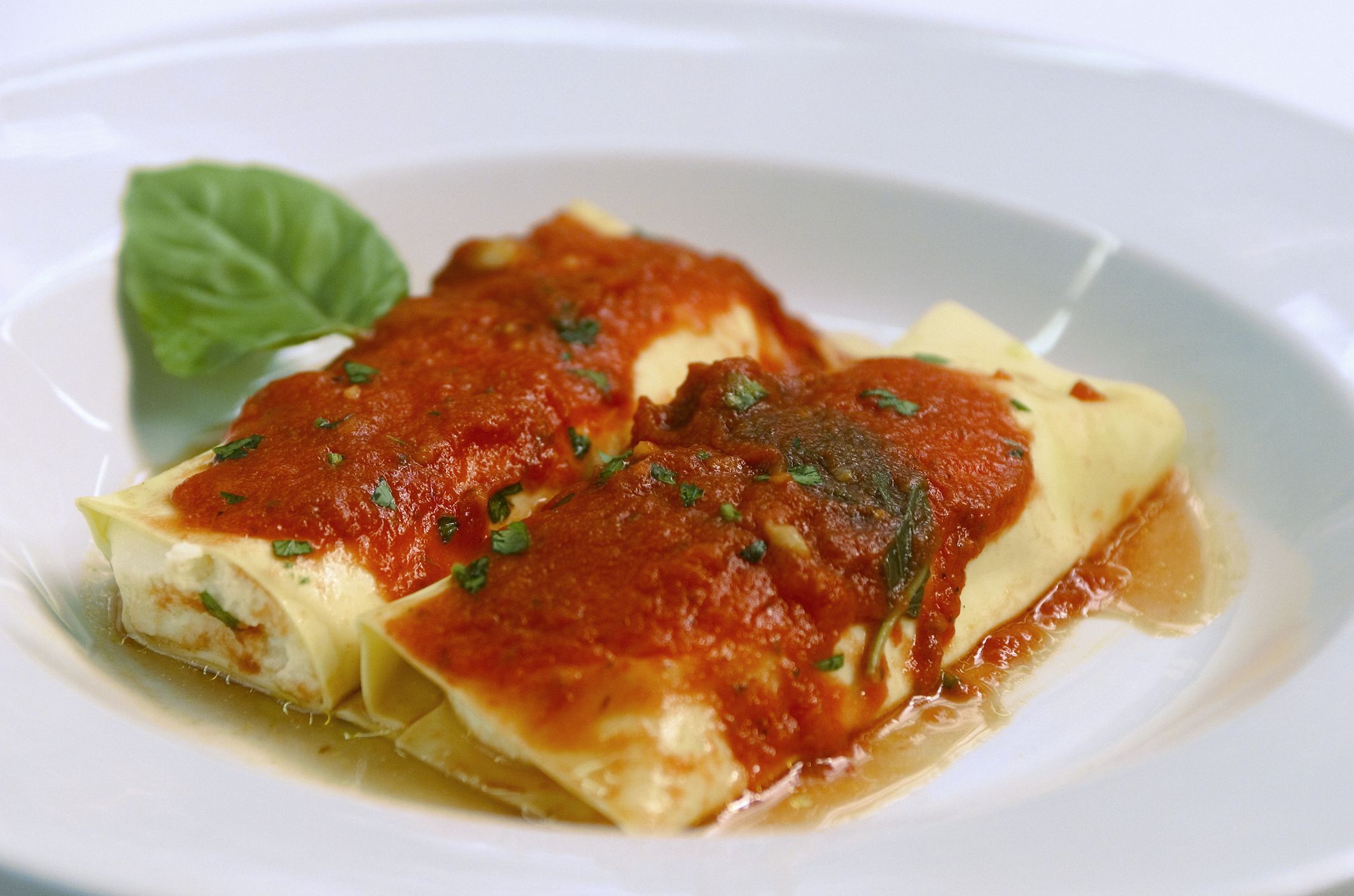About Cannelloni and Manicotti