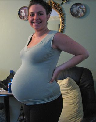 Third Trimester Belly Gallery – Pregnancy Photos