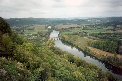 dordogne river location