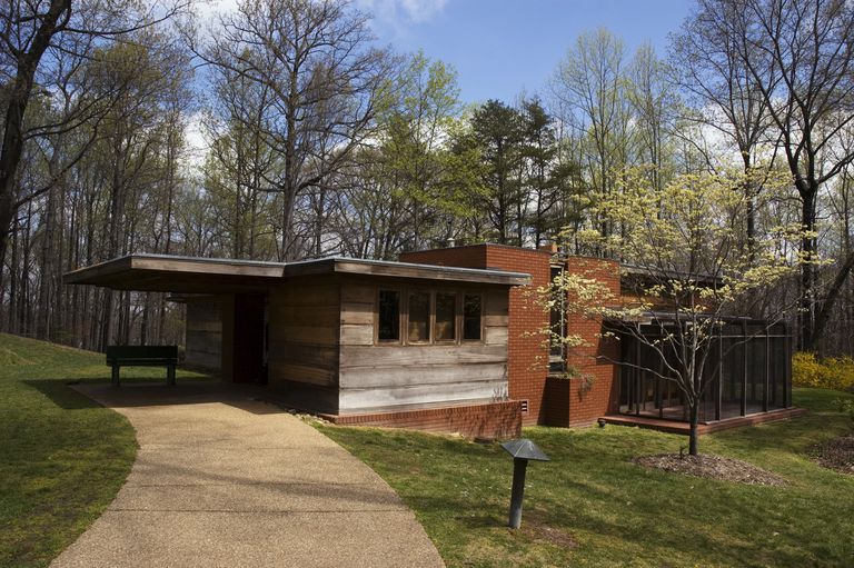 About the Usonian Vision of Frank Lloyd Wright