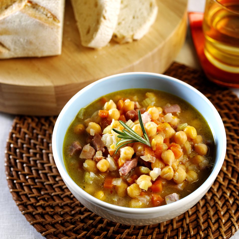 Italian ham and chickpea soup