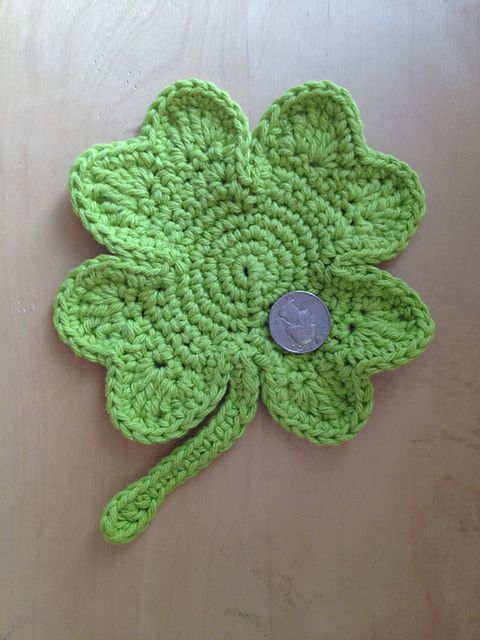 Download 12 Free Shamrock Crochet Patterns