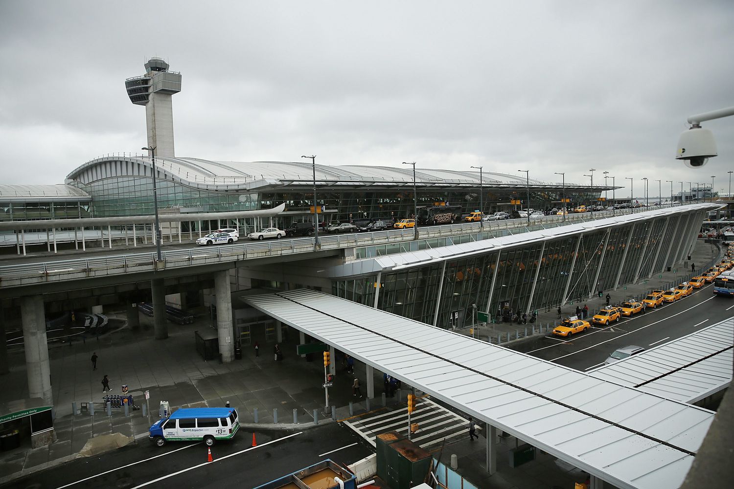 transport new york la g airport to city