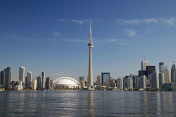 Top 11 Cheap or Free Things to Do in Toronto