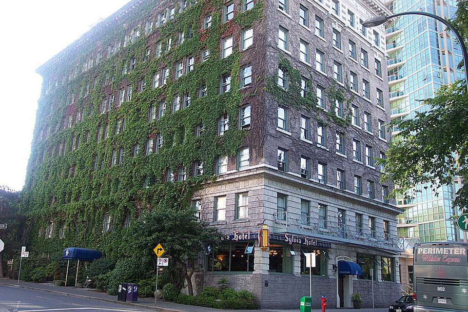 Sylvia Hotel in Vancouver, BC