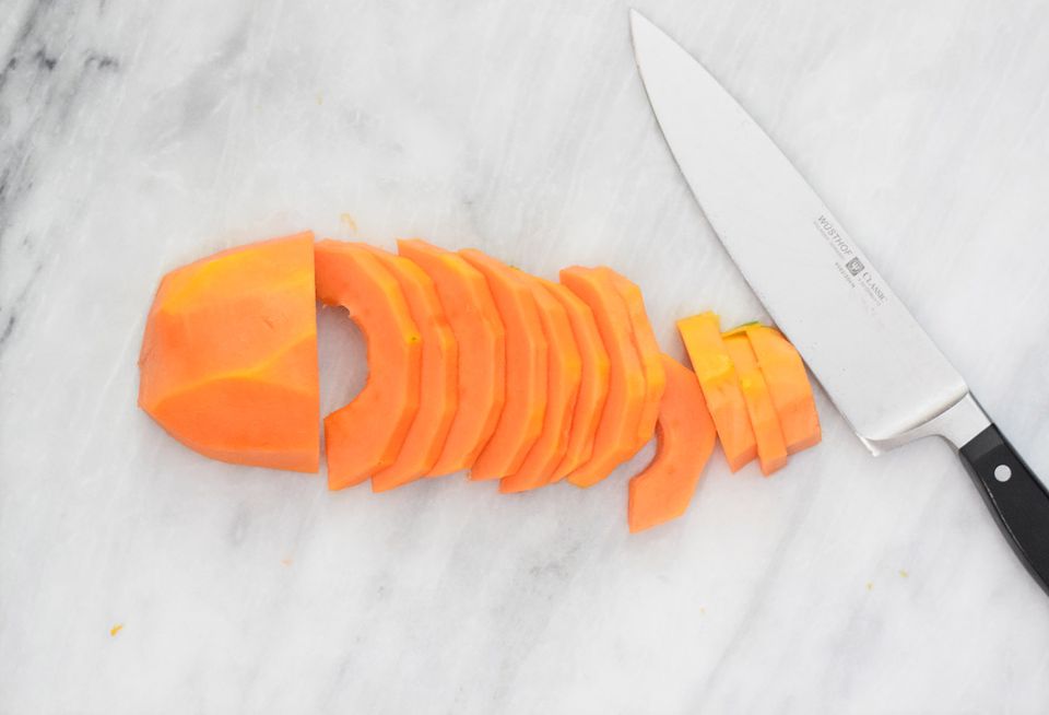 How to Cut and Eat a Papaya