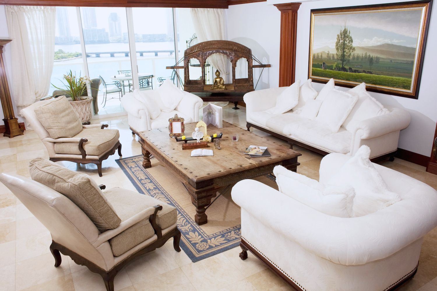 Staging Your Home To Sell While Still Living In It