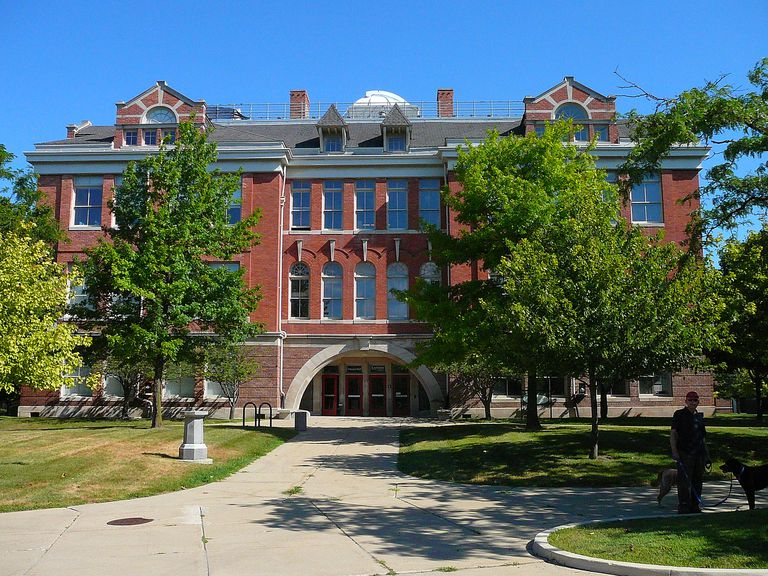 East carolina university admissions essay
