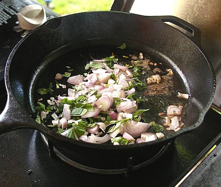 How to Cook the Perfect Steak in a Cast Iron Pan