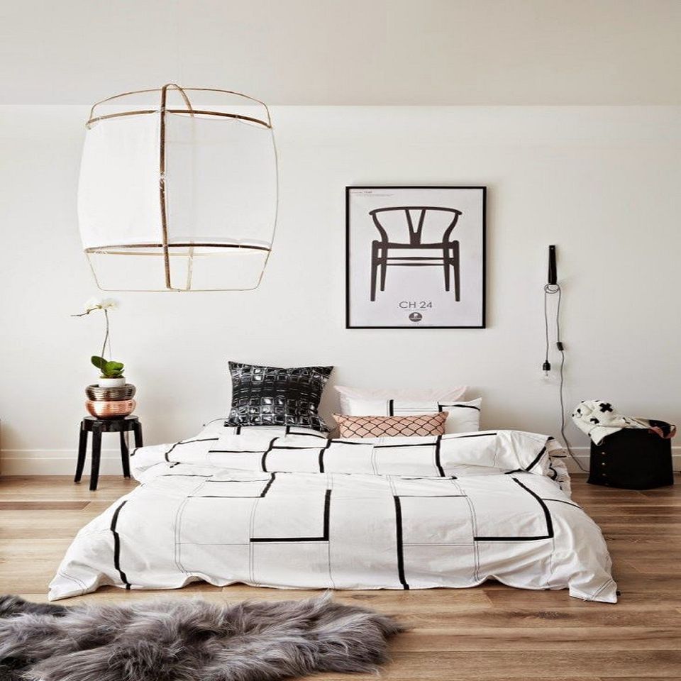 Decorating Bedrooms With White Walls