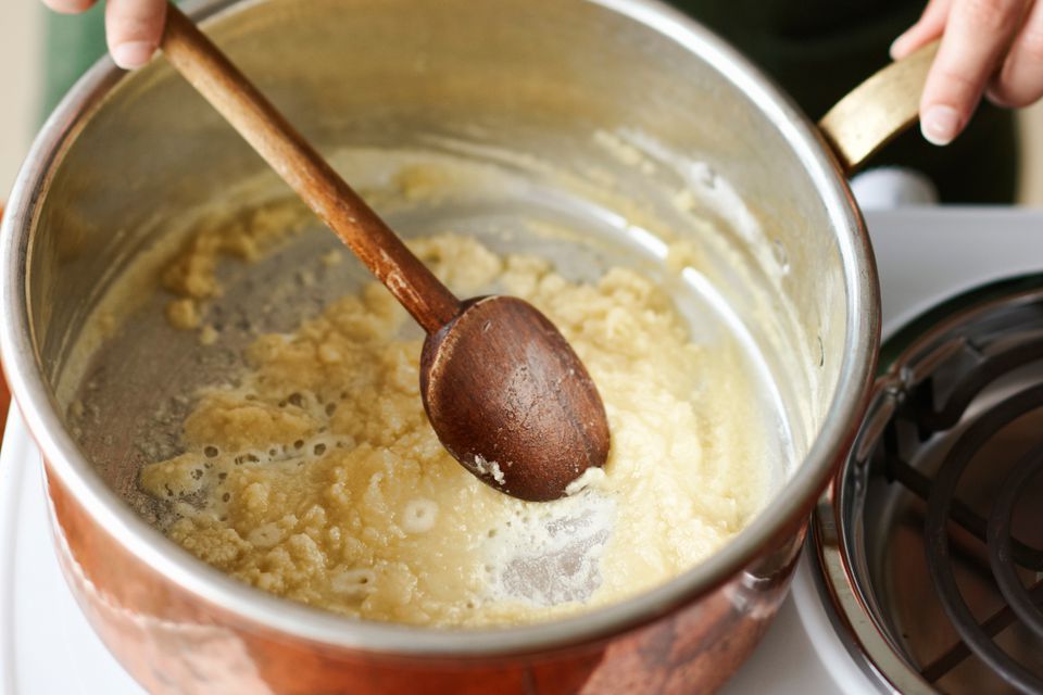 Roux Is The Base Of Flavorful Cajun And Creole Dishes   Making A Roux G25 56a8c12c3df78cf772a054f3 