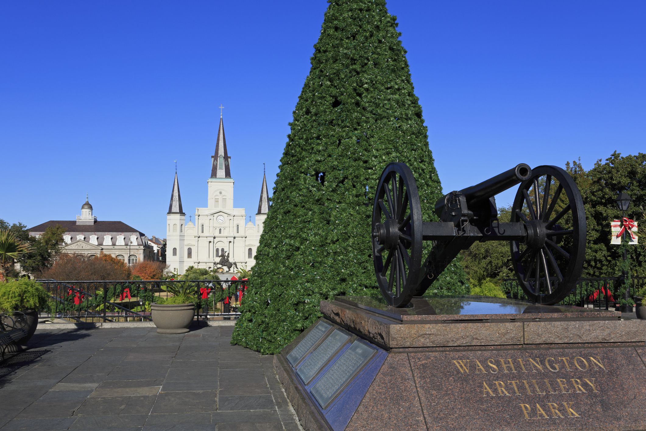 Tour of Jackson Square in New Orleans' French Quarter