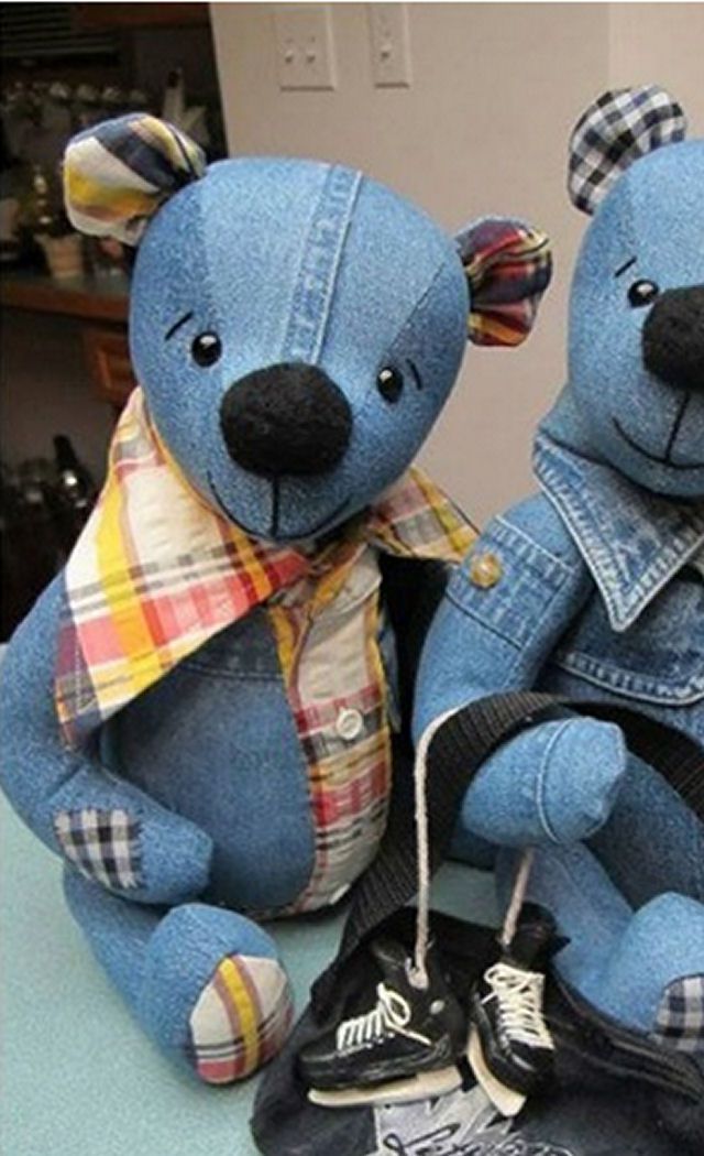 making bears out of old clothing