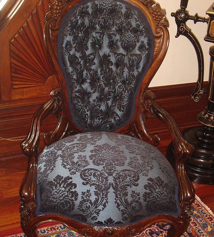 Identifying Eastlake Furniture From The Victorian Era