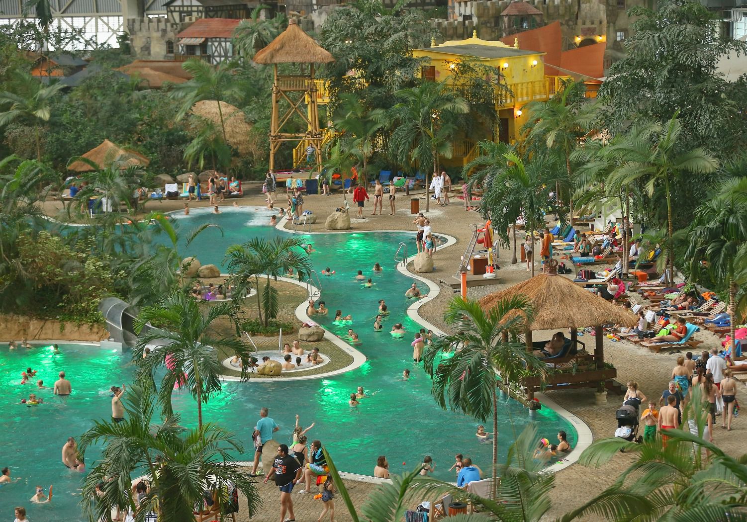 Worlds Largest Indoor Water Parks