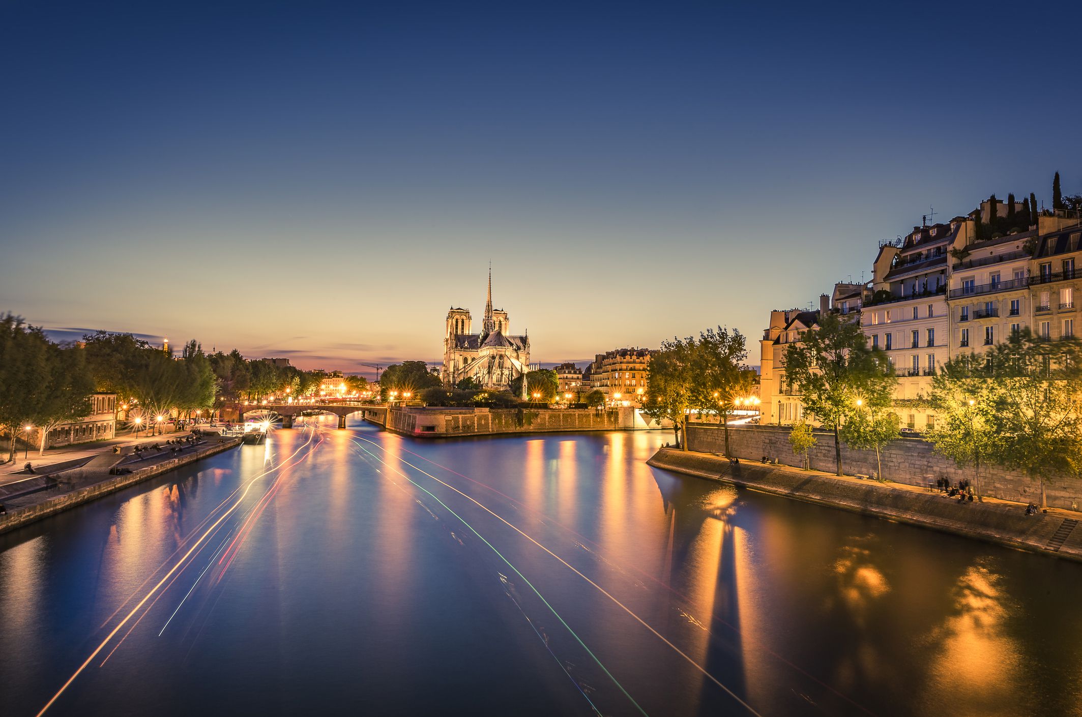 Île de la Cité in Paris – Sehenswürdigkeiten, Geschichte, Shopping