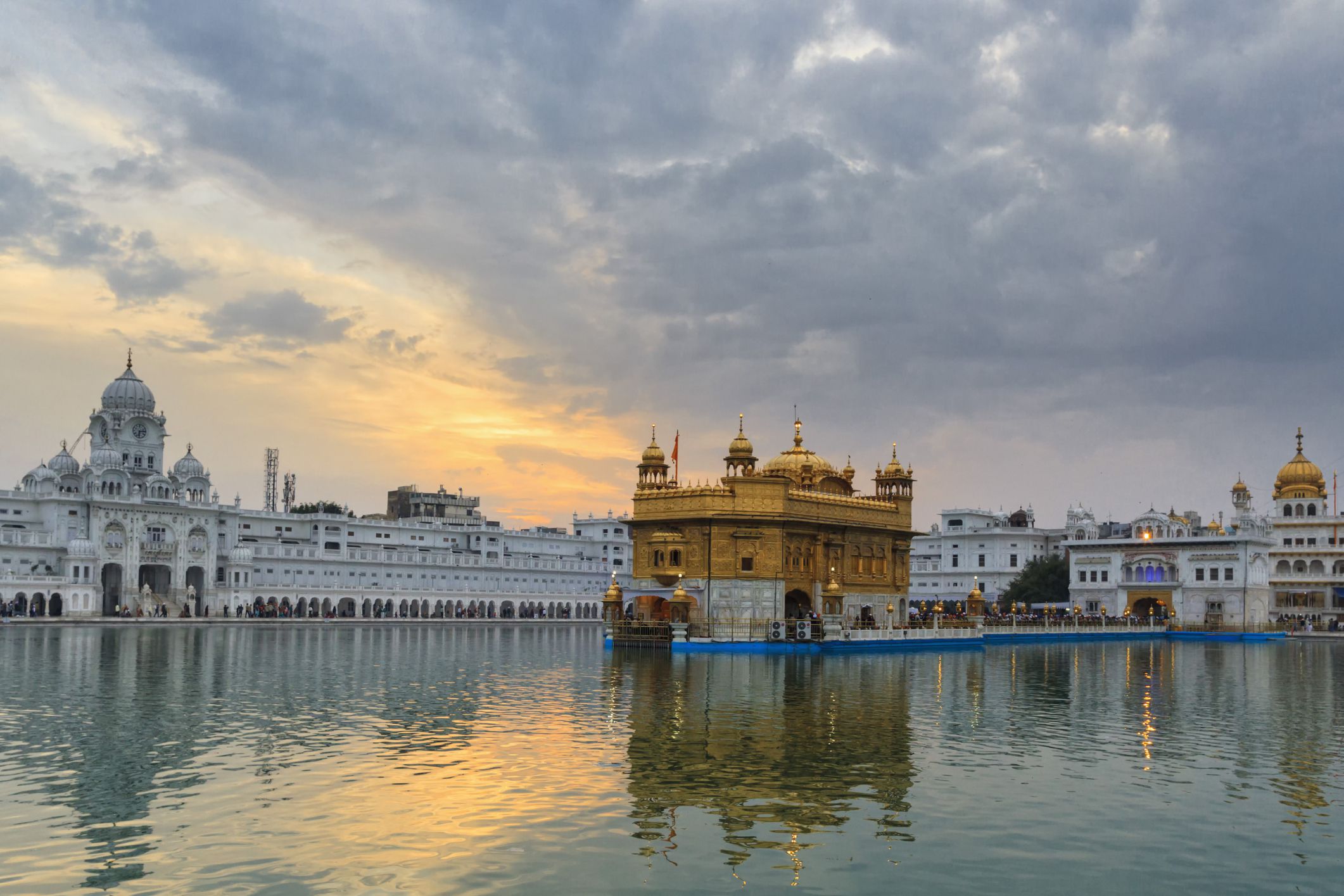 3-golden-rules-of-sikhism-and-fundamental-principles