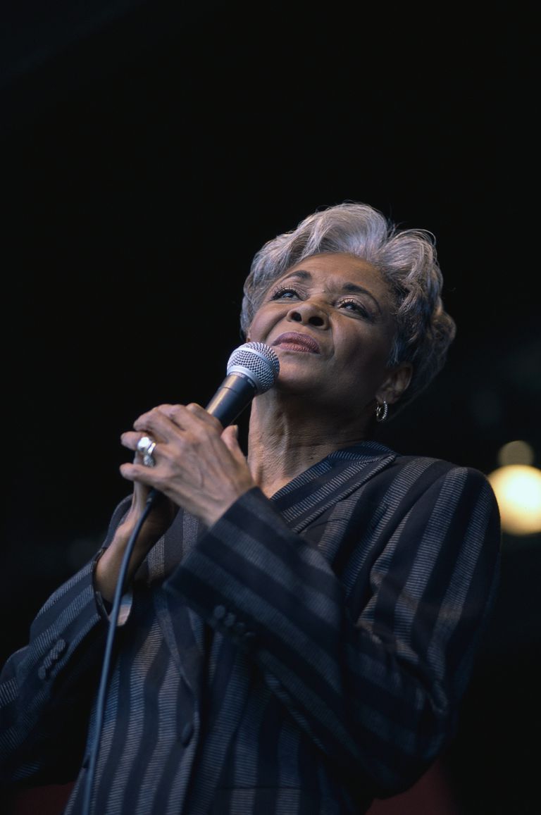 Learn About the Top 10 Famous Jazz Singers