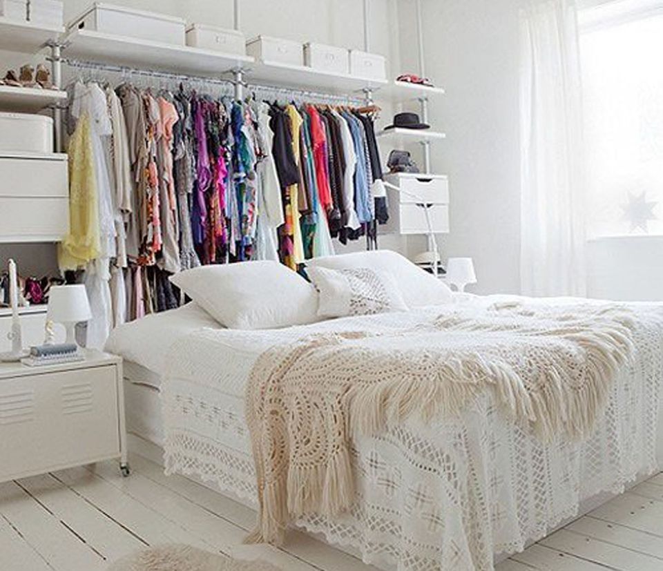 Store Clothes Without a Closet
