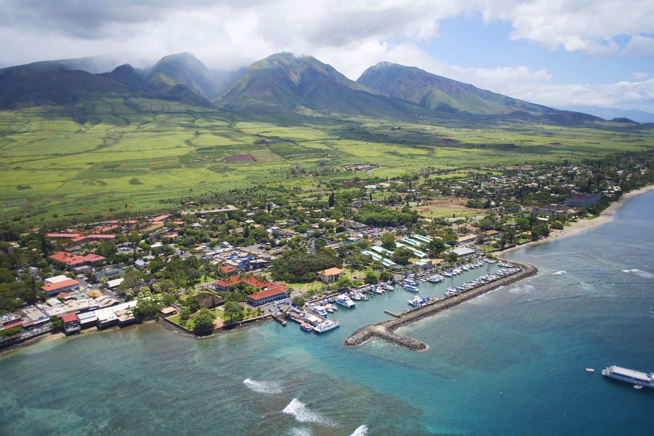 Photos of Historic Lahaina on Maui, Hawaii