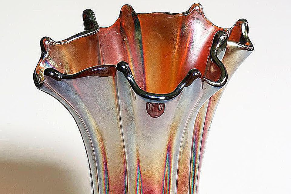 Antique and Collectible Glass Value and Price Guides