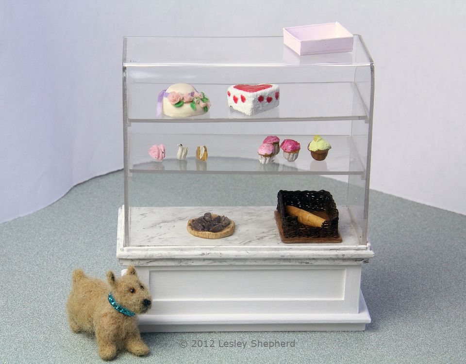 dollhouse display case