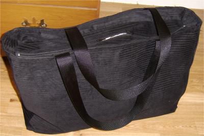 Sew a Tote Bag With a Recessed Zipper (Materials, Cutting)