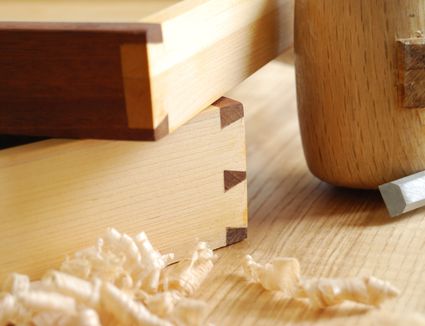 Box Joints - A Simple Alternative to Dovetails