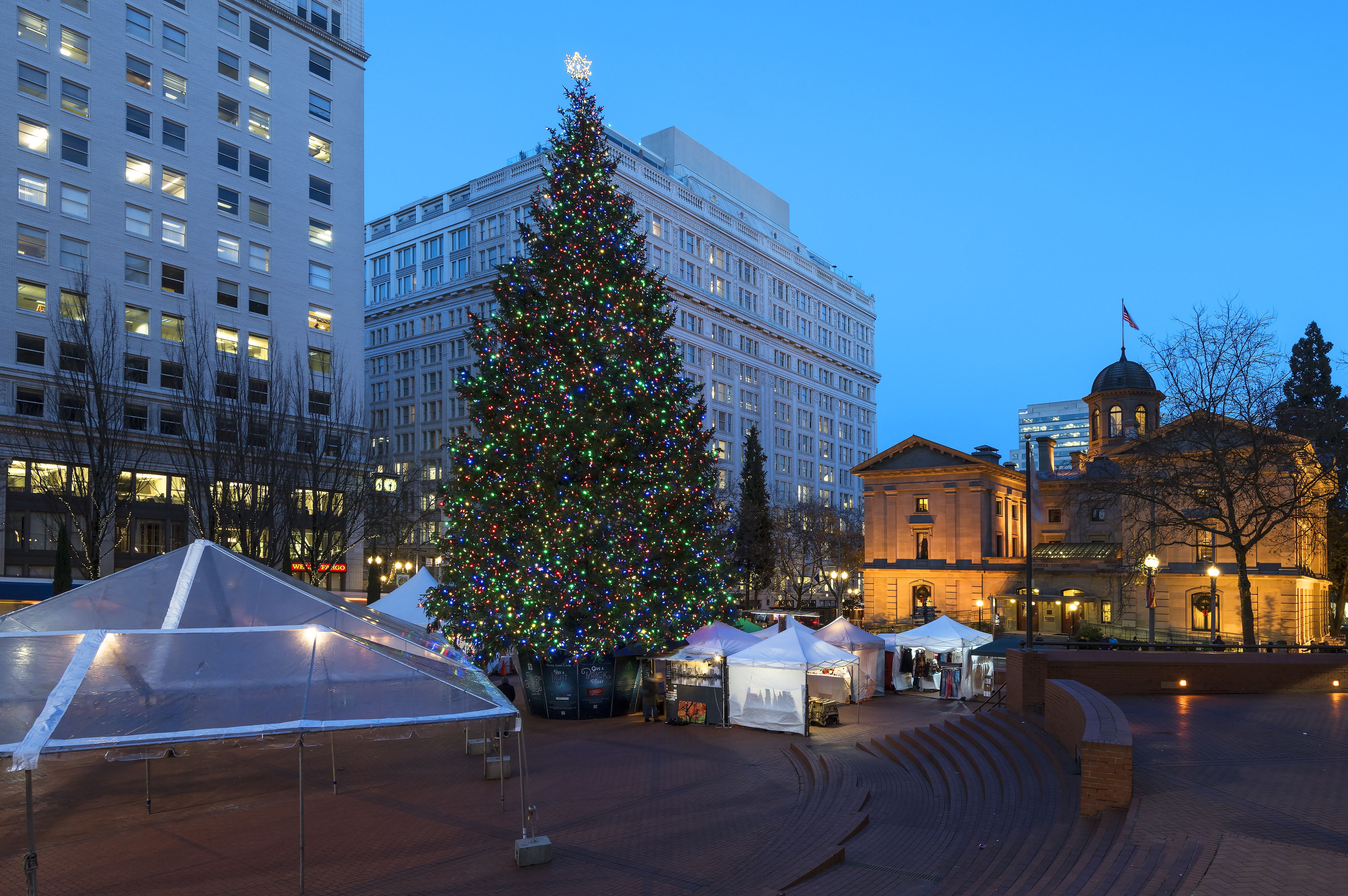 A Guide to the Best Holiday Events in Portland, Oregon