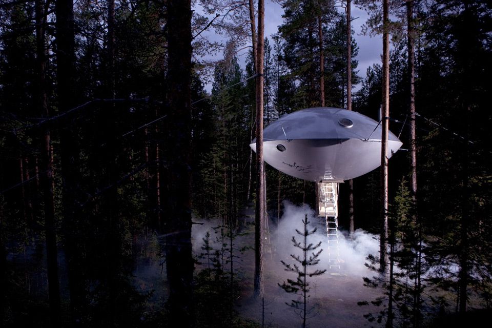 8 Unreal Treehouse Escapes
