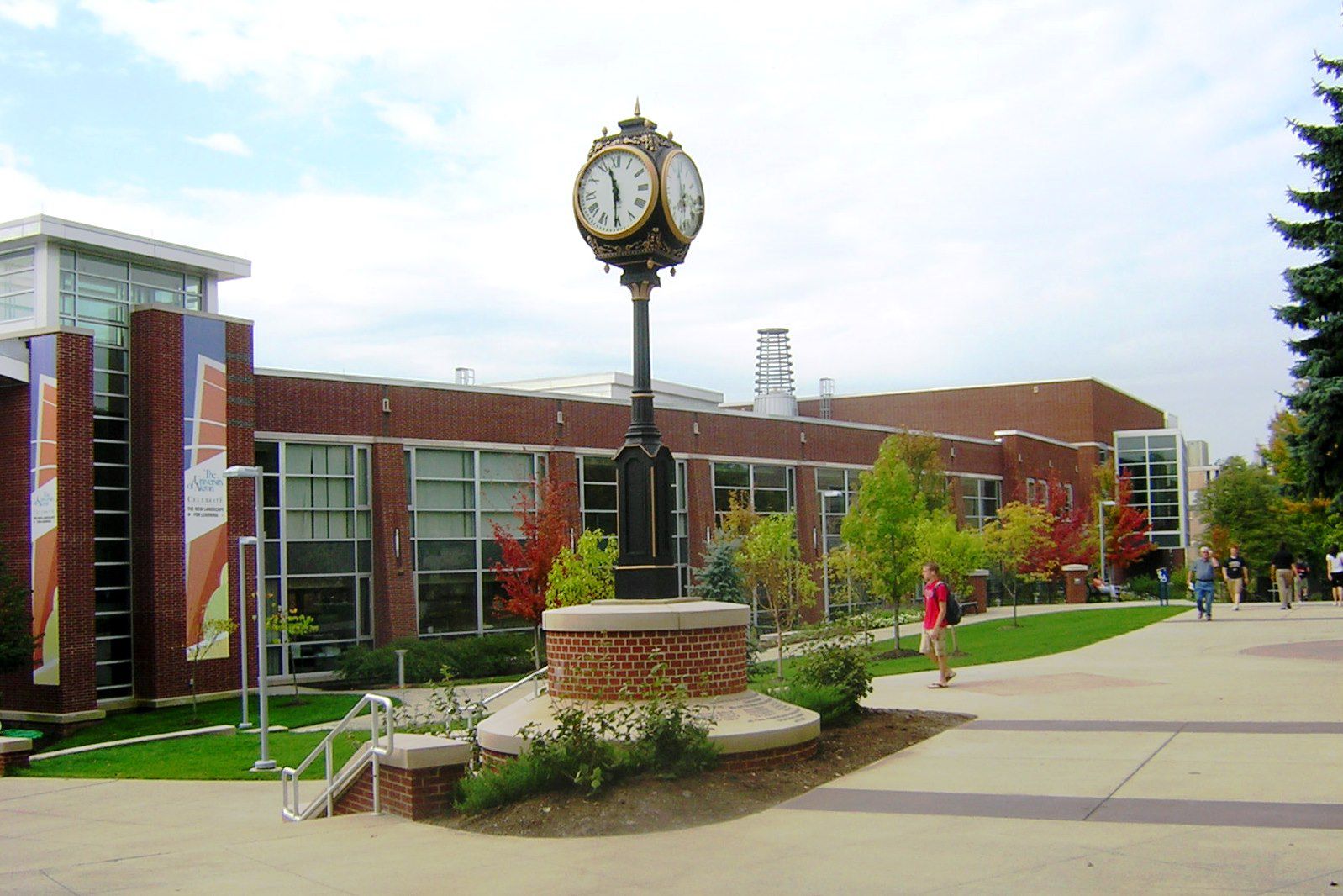 University of Akron Admissions and Acceptance Rate