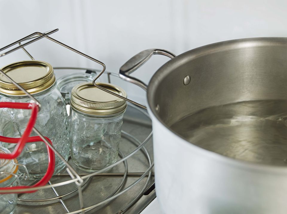 How to Properly Sterilize Canning Jars