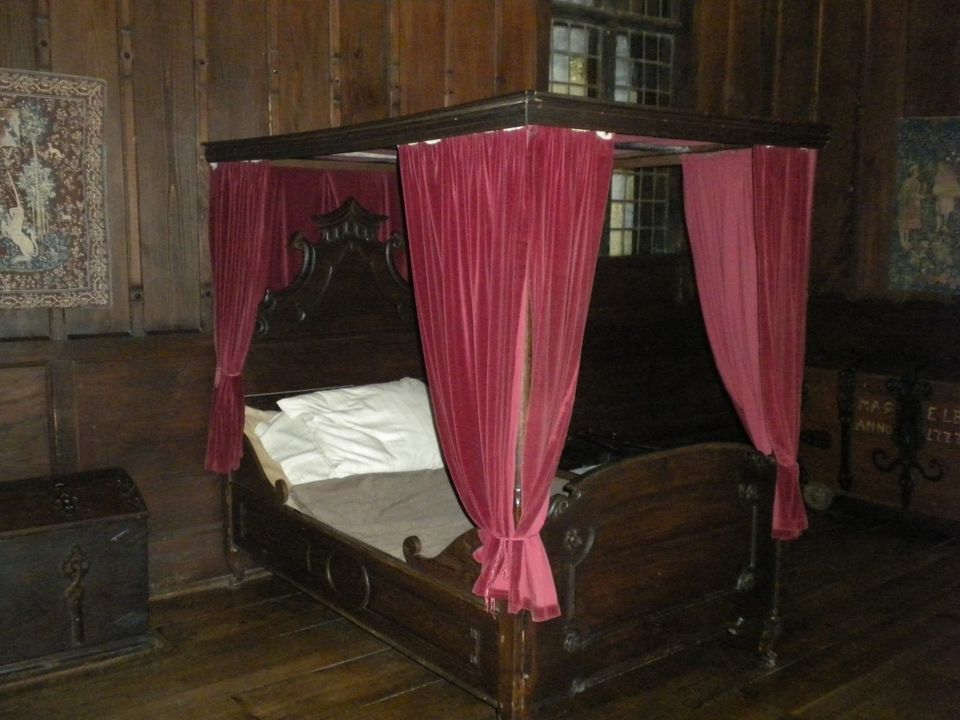 What Were Medieval Beds Like