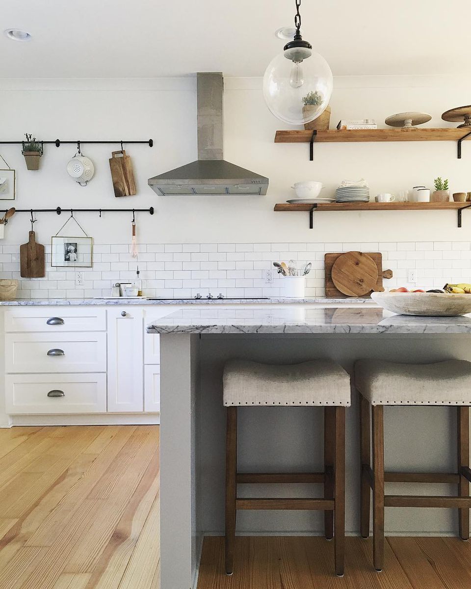 10 Beautiful Open Kitchen Shelving Ideas 