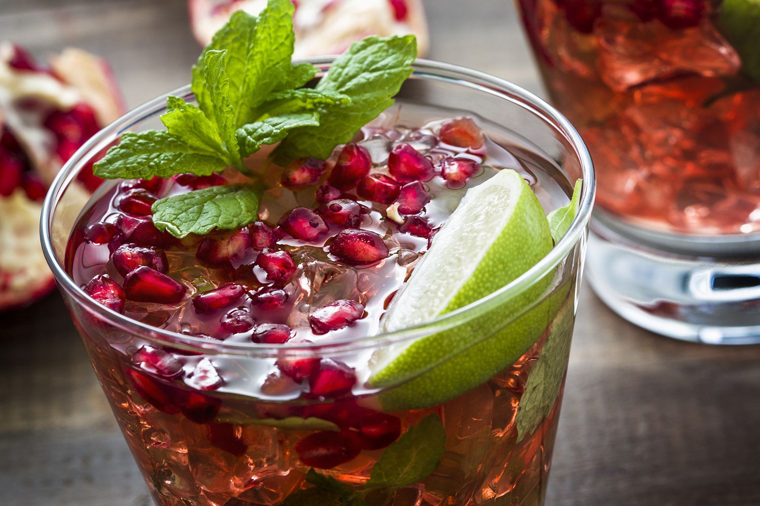 Christmas Pomegranate Mojito Mocktail Recipe