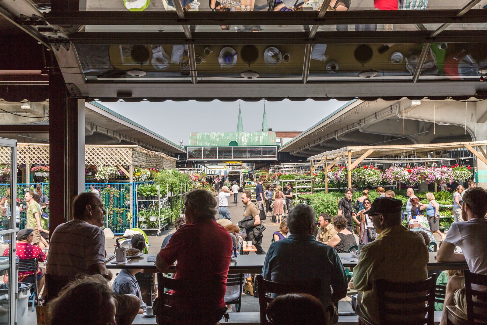 Open and Closed on Labour Day in Montreal 2018