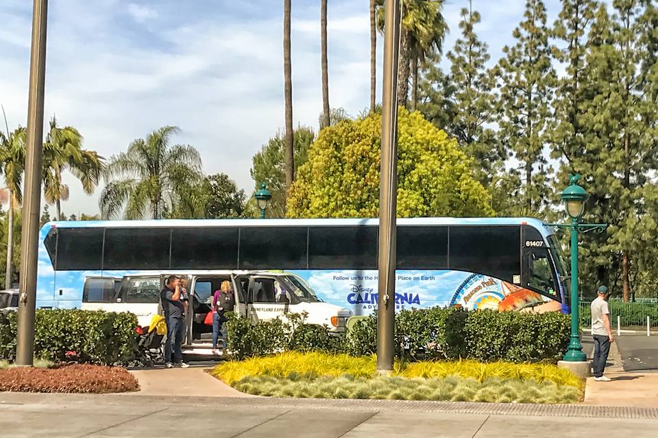 hotels with disney shuttle